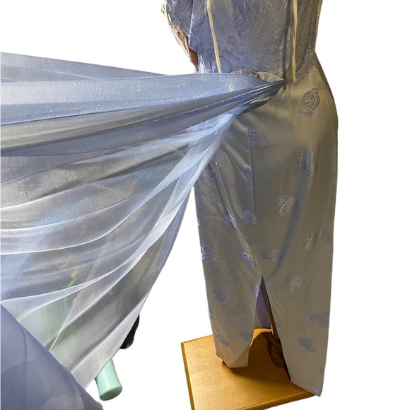 😍Beautiful Vintage Light Purple Strapless Prom Dress with a Small Train - Picture 9 of 9